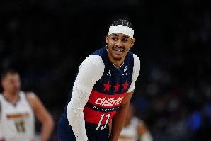 yl23455永利官网-普尔场均20分&amp;3记三分但出场时间不足30分钟 历史此前还没出现过