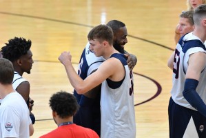 yl23455永利官网-看好这个新人！霍里：弗拉格是有可能追上詹姆斯得分纪录的人