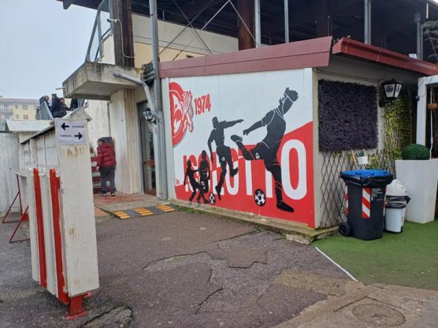 1741171443178053913.jpg 1741171281977.jpg